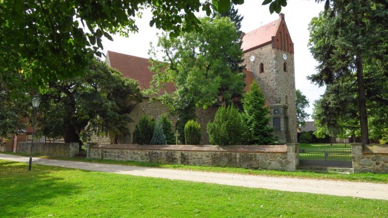 Village Church Blumberg: An Early Gothic Fieldstone Church in Germany