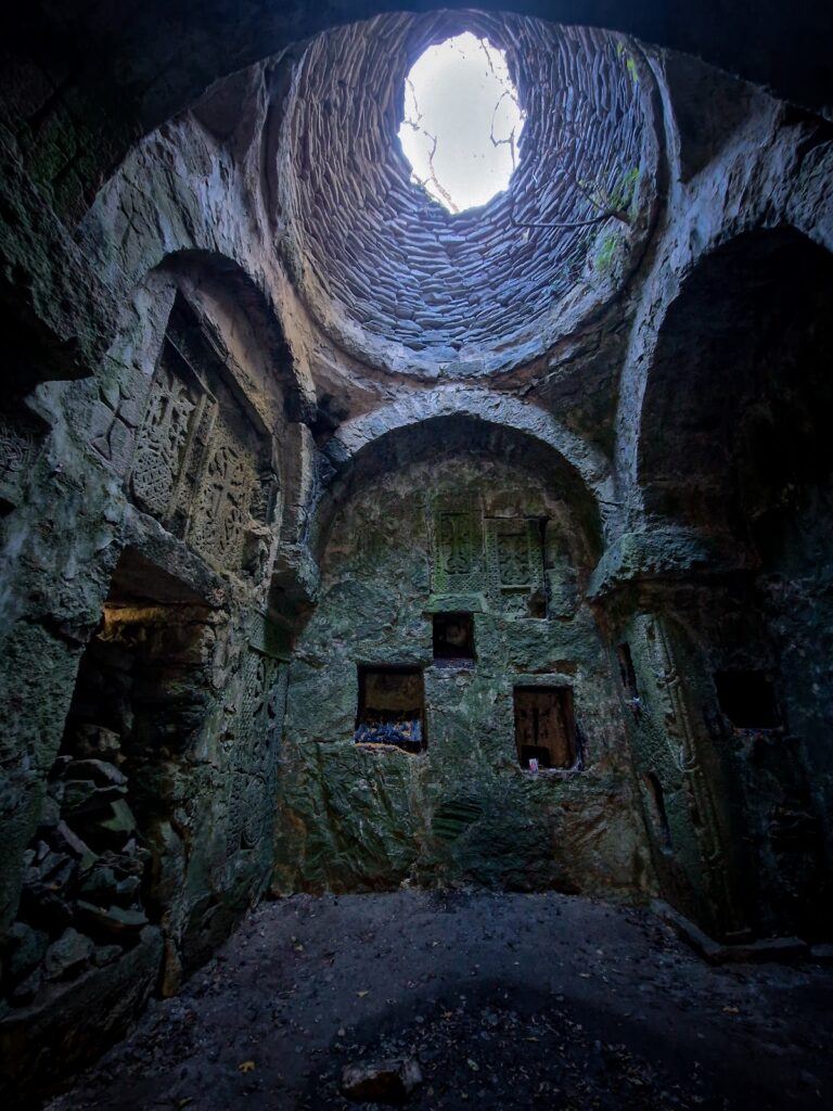 Matosavank: A Thirteenth-Century Armenian Monastic Complex