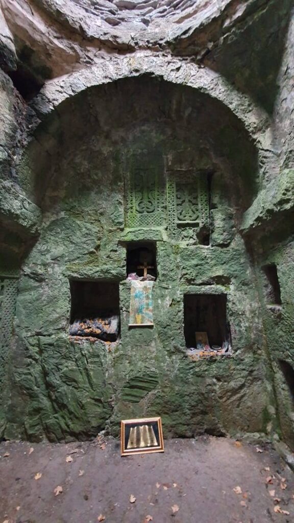 Matosavank: A Thirteenth-Century Armenian Monastic Complex 3 Matosavank