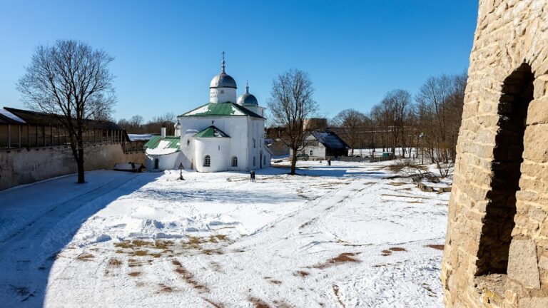 Saint Nicholas Cathedral, Izborsk: An Orthodox Cathedral within the Fortress