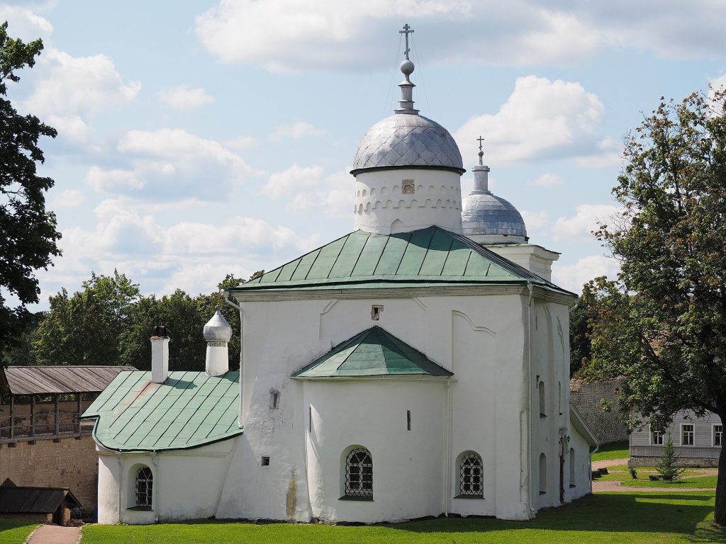 Saint Nicholas Cathedral, Izborsk: An Orthodox Cathedral within the Fortress 1 Saint Nicholas cathedral (Izborsk)