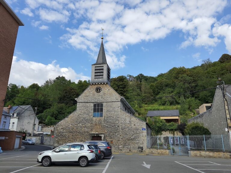 Église Saint-Georges de Leffe: A Roman Catholic Church in Dinant, Belgium