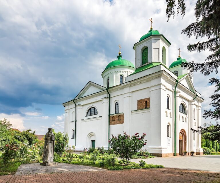 Dormition Cathedral of Saint George: A Kievan Rus Cathedral in Kaniv, Ukraine