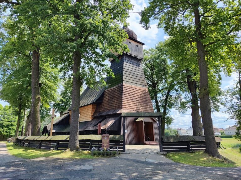 Saint Bartholomew Church in Poręba Wielka: A Late Gothic Wooden Parish Church