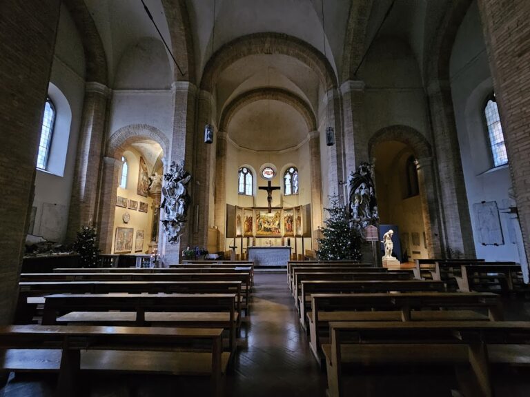 Santa Maria della Pietà in Camposanto dei Teutonici: A German National Church in Vatican City