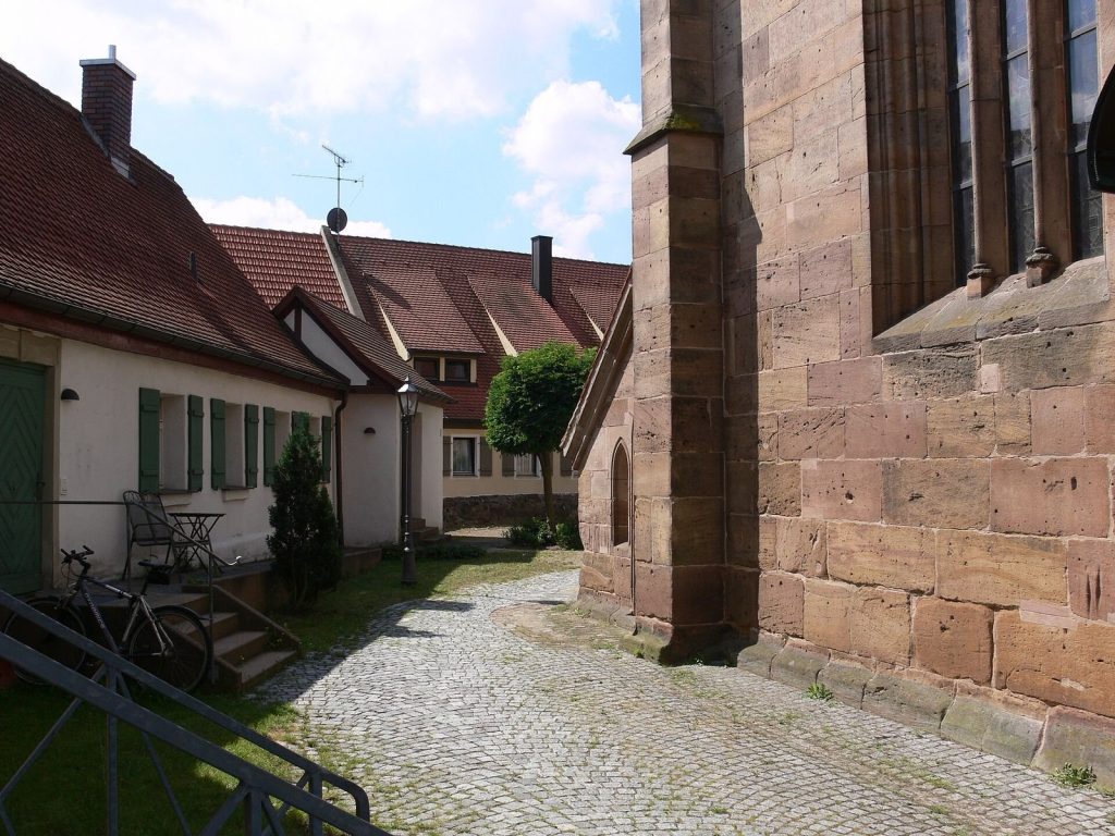 Liebfrauenmünster: An Early Gothic Hall Church in Wolframs-Eschenbach 3 Liebfrauenmünster