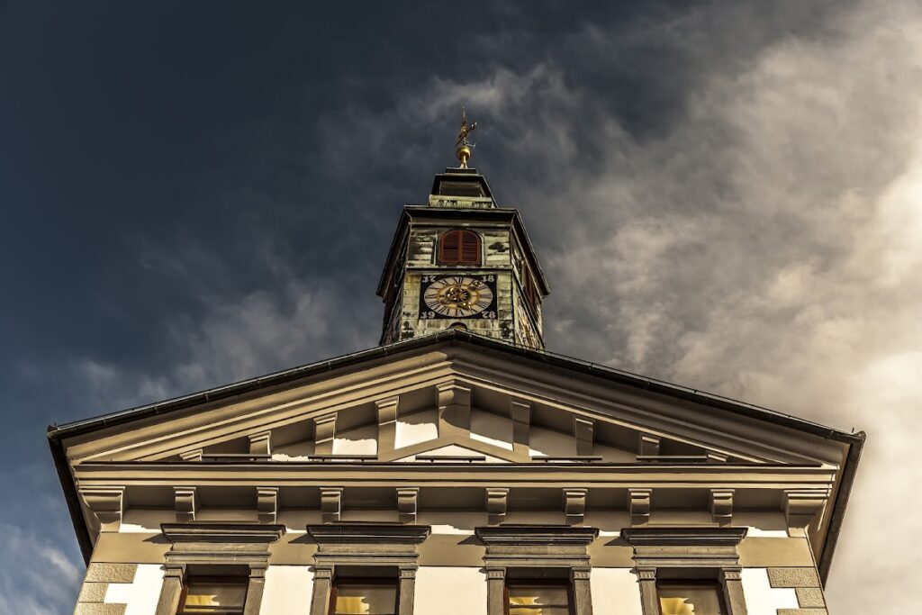 Ljubljana Town Hall: Seat of the City Municipality of Ljubljana 3 Ljubljana Town Hall