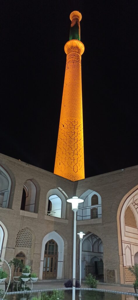 Minaret of Ali Mosque: A Seljuk Landmark in Isfahan 2 Minaret of Ali Mosque