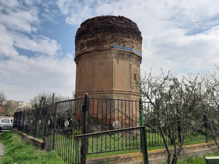 Argavand Funerary Tower: A 15th-century Islamic funerary monument in Armenia