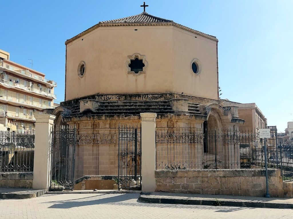 Santa Lucia al Sepolcro Sanctuary: A Norman Church and Martyrial Site in Syracuse 2 Santa Lucia al Sepolcro sanctuary