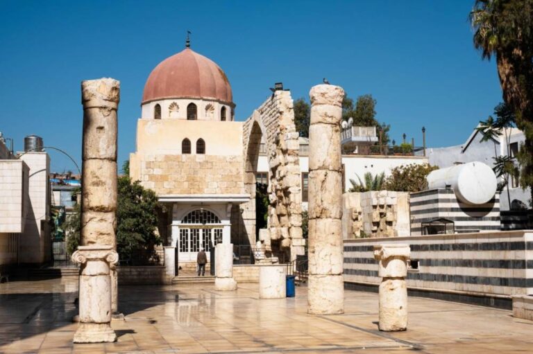 Mausoleum of Saladin: An Ayyubid Tomb in Damascus