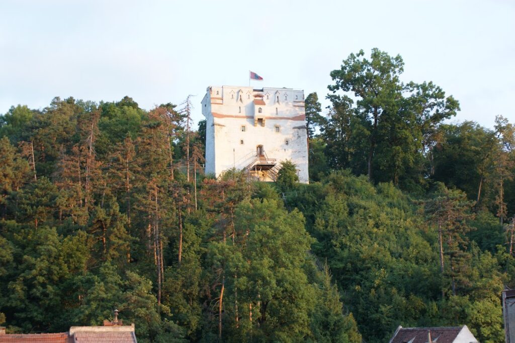 White Tower: An Outer Defensive Tower of Brașov, Romania 4 White Tower