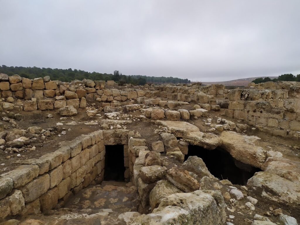 Hurvat Anim: An Ancient Jewish Settlement and Synagogue in Israel 2 Hurvat Anim