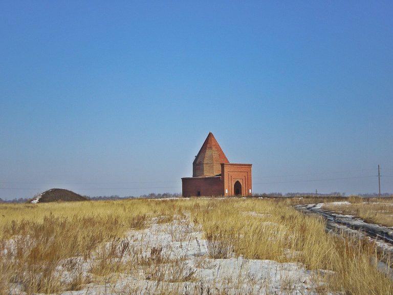 Kesene Mausoleum: A Medieval Muslim Memorial in Russia