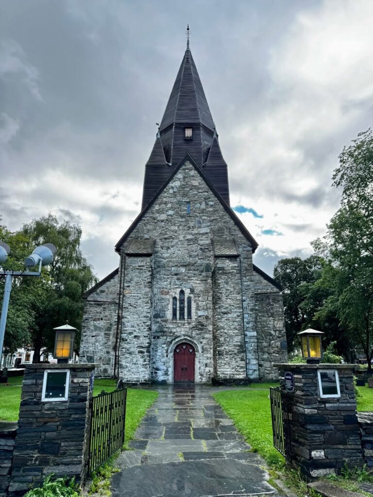 Voss Church: Medieval Parish Church in Norway