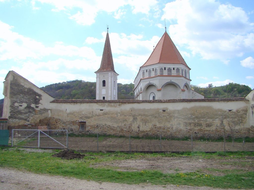 Lutheran church in Cloașterf, Mureș
