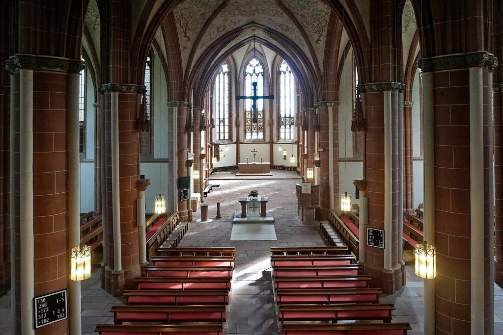 Our Lady's Church: A Gothic Parish Church in Frankenberg, Germany 1 Our Lady's Church