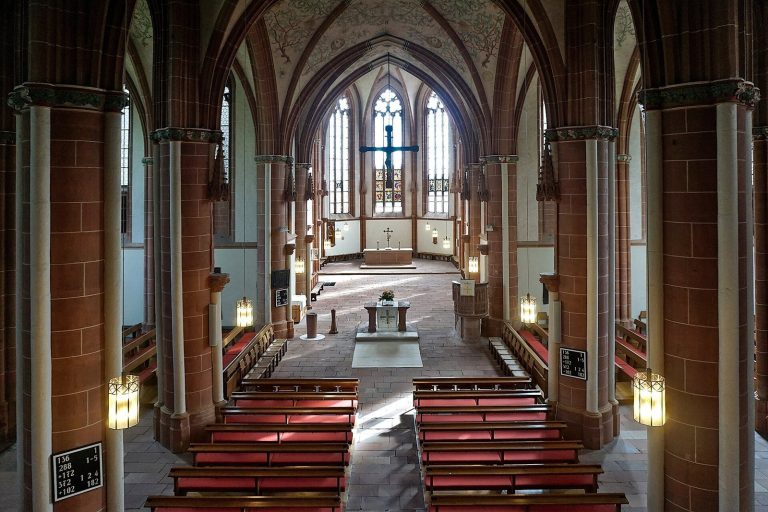 Our Lady’s Church: A Gothic Parish Church in Frankenberg, Germany