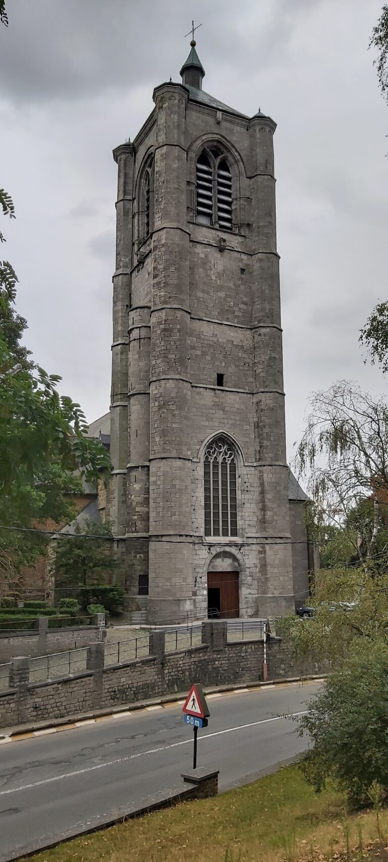 Saint Géry Church of Braine-le-Comte: A Romanesque-Gothic Parish Church in Belgium