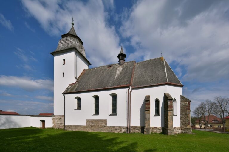 Church of the Assumption of the Virgin Mary: A Gothic Parish Church in Číhošť, Czechia