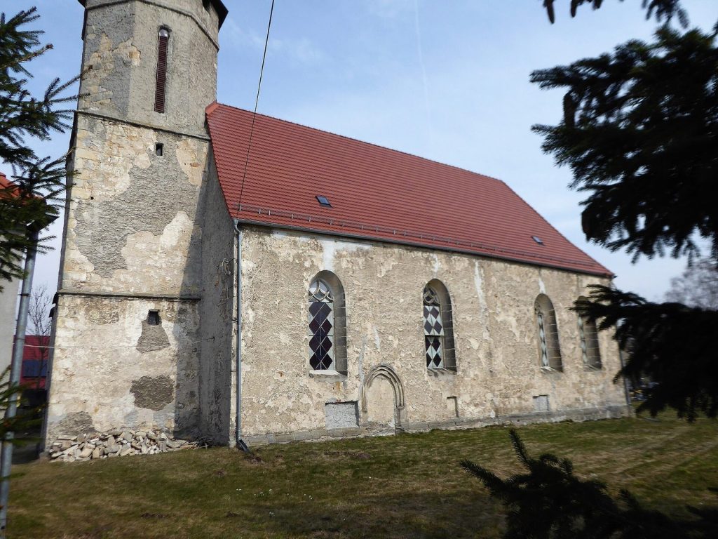 St Michael's Church, Włodzice Wielkie: A Gothic Parish Church in Poland 2 St Michael's Church, Włodzice Wielkie