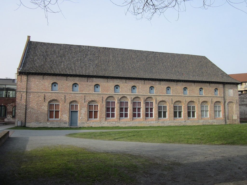 Groeningeabdij Kortrijk: A Cistercian Nunnery and Museum in Belgium 1 Groeningeabdij Kortrijk