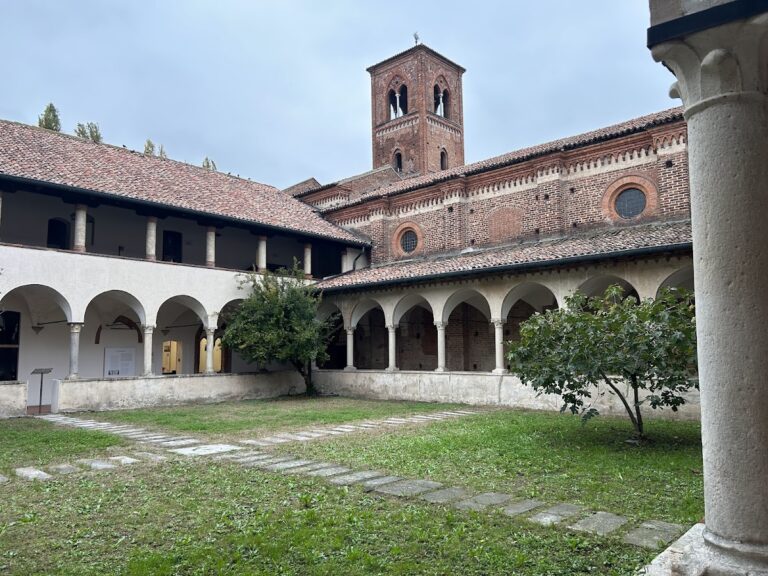 Abbey of Mirasole: A Humiliati Agricultural Monastery in Italy