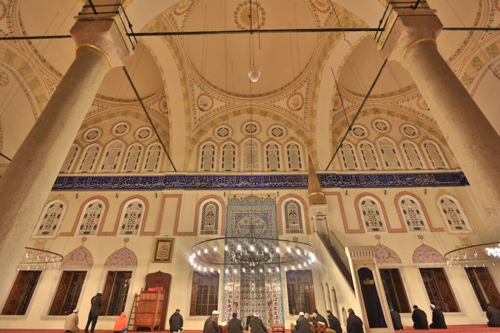 Piyale Pasha Mosque: A Sixteenth-Century Ottoman Mosque in Istanbul 3 Piyale Pasha Mosque