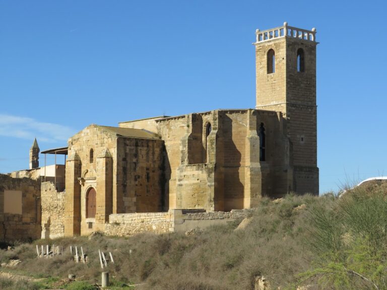 Avinganya: A Trinitarian Monastery in Spain