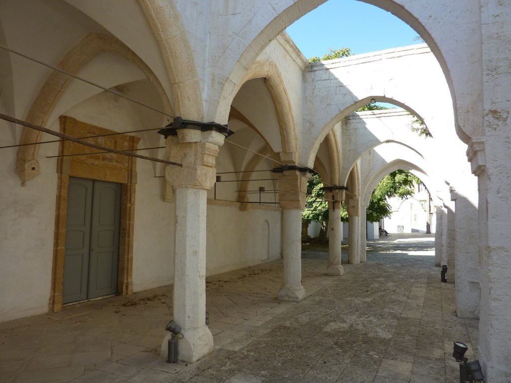 Notre Dame de Tyre: Armenian Church and Former Benedictine Abbey in Nicosia 3 Notre Dame de Tyre