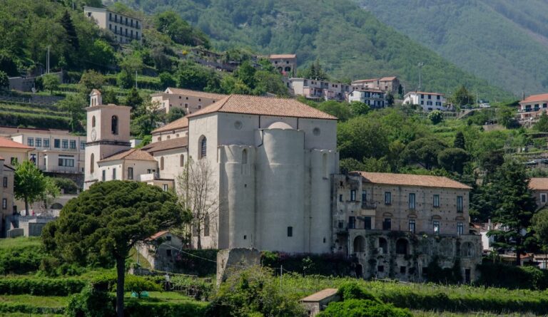 San Lorenzo (Scala): Former Cathedral Church in Italy