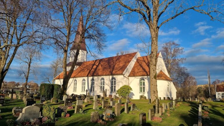 Oddernes Church: A Romanesque Parish Church in Kristiansand