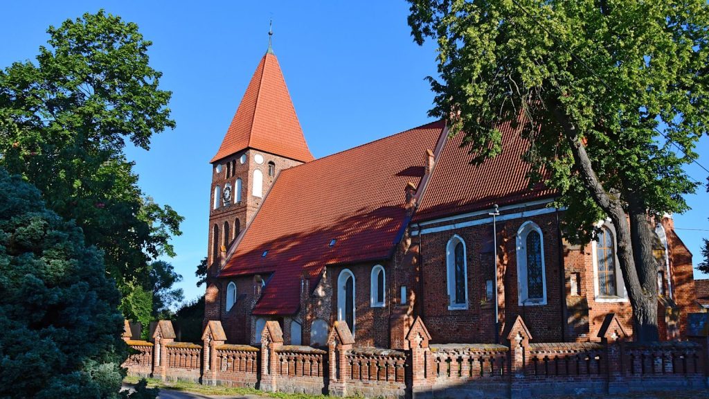 St. Peter und Paul (Marianka): A Brick Gothic Church in Poland 1 St. Peter und Paul (Marianka)