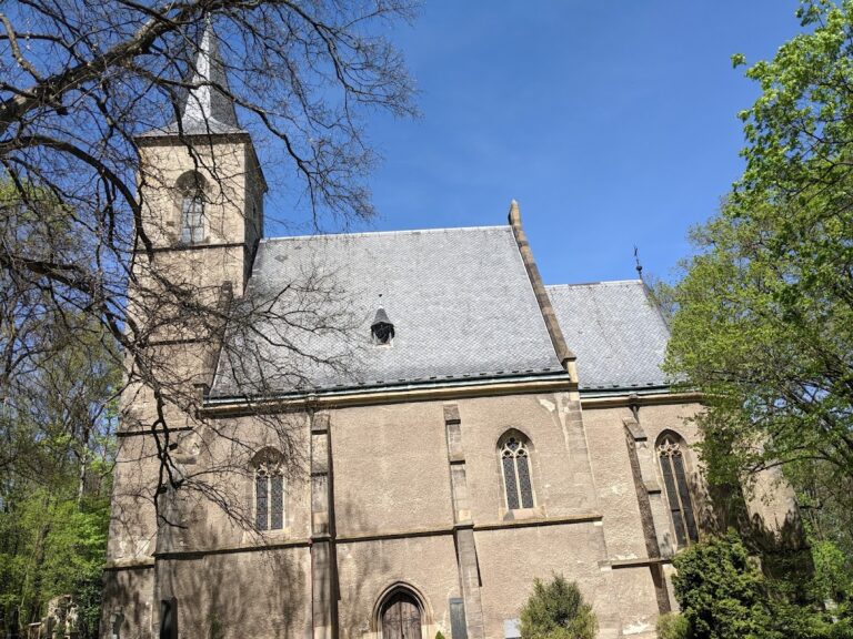 Church of the Holy Trinity: A Late Gothic Cemetery Church in Kutná Hora