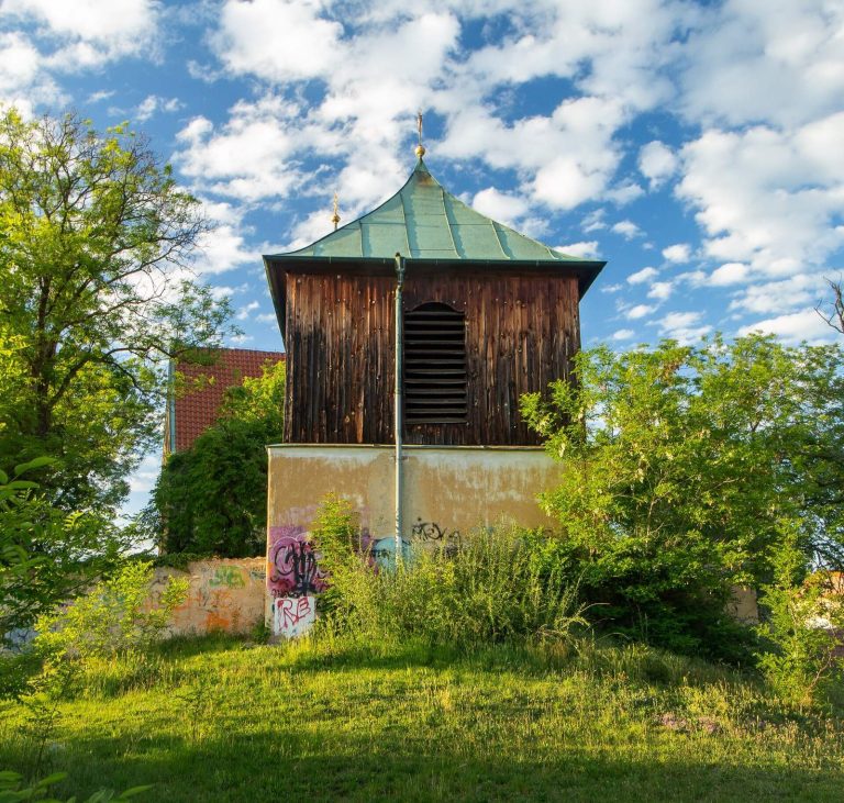 Church of the Beheading of Saint John the Baptist: A Romanesque Filial Church in Prague