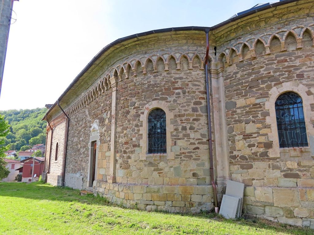 Chiesa di Santo Stefano: A Roman Catholic Parish Church in Ranzano, Italy 2 Chiesa di Santo Stefano