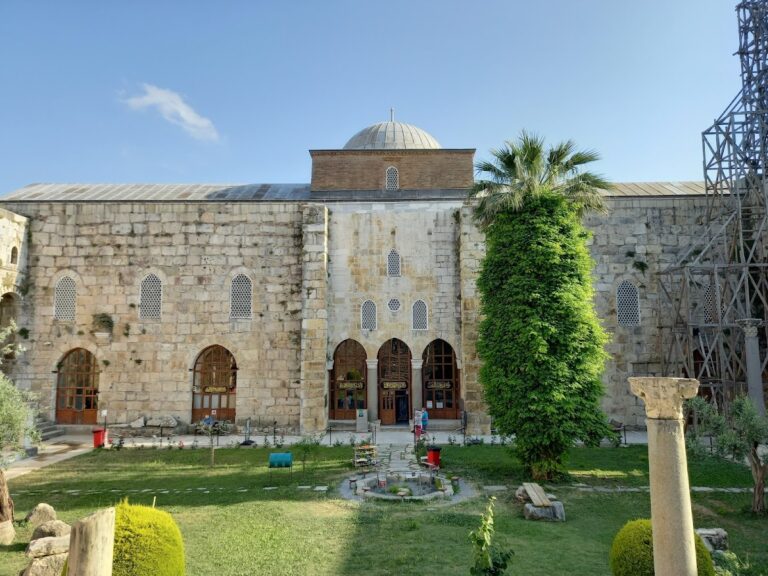 İsa Bey Mosque: An Aydinid Monument at Selçuk