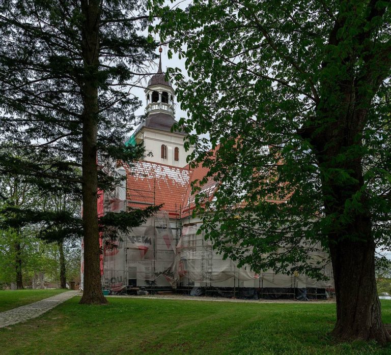 Our Lady of Częstochowa Church in Duninowo: A Fourteenth-Century Parish Church