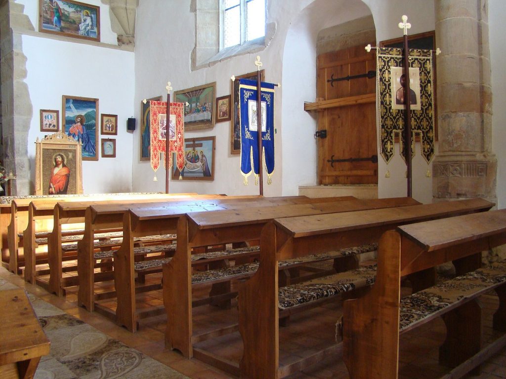 Lutheran Church in Tărpiu, Bistrița-Năsăud: A Medieval Fortified Church 2 Lutheran church in Tărpiu, Bistrița-Năsăud