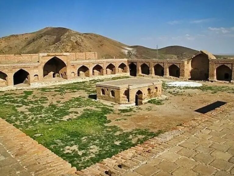Hajib Caravanserai: A Safavid Roadside Inn in Iran