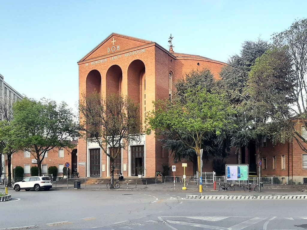 San Prosdocimo: A Medieval Church and Military Cathedral in Padua 2 San Prosdocimo