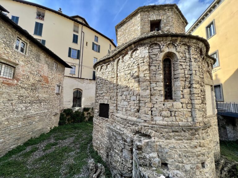 Tempietto di Santa Croce: A Romanesque Bishop’s Chapel in Bergamo