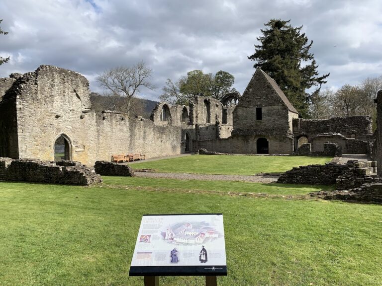 Inchmahome Priory: A Thirteenth-Century Augustinian Monastic House in Scotland
