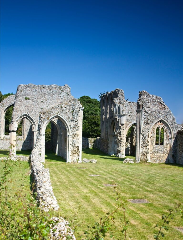 Creake Abbey: An Augustinian Monastic and Hospital Foundation in England