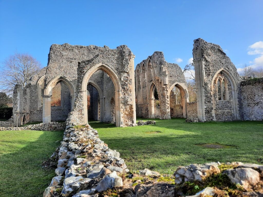 Creake Abbey: An Augustinian Monastic and Hospital Foundation in England 2 Creake Abbey