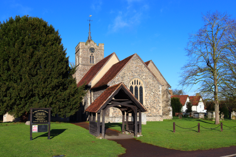 St Peter’s Church, Roydon: A Medieval Parish Church in Essex