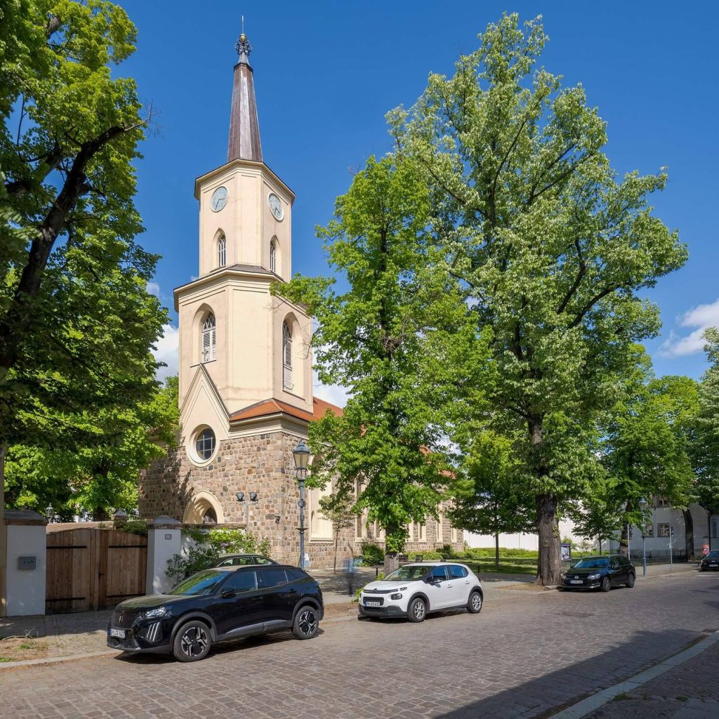 Parish Church of St. Andreas, Teltow: A Lutheran Landmark in Germany 1 Parish church St. Andreas Teltow