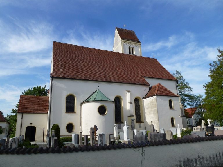 Pfarrkirche Mariä Himmelfahrt: A Rococo Parish Church in Türkenfeld, Germany