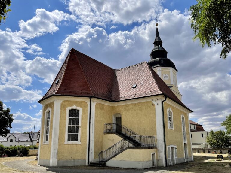 St. George’s Church Großkmehlen: A Medieval Parish Church in Germany