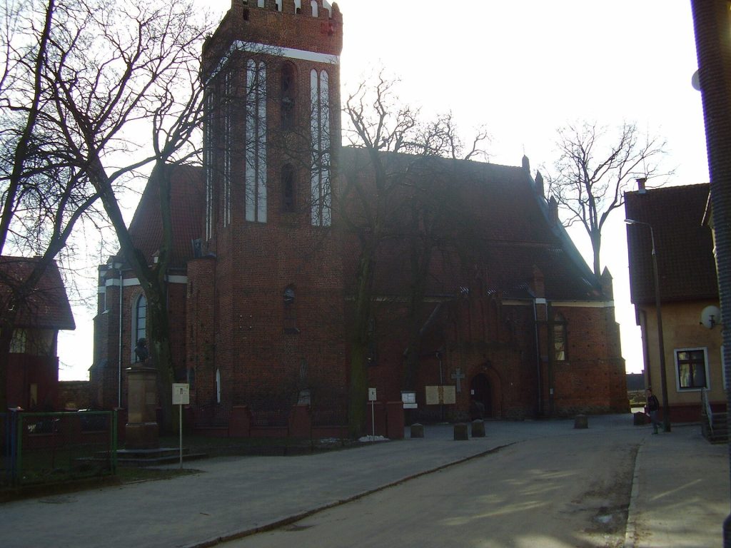 Saints Peter and Paul Church in Morąg: A Gothic Parish Church in Poland 1 Saints Peter and Paul church in Morąg